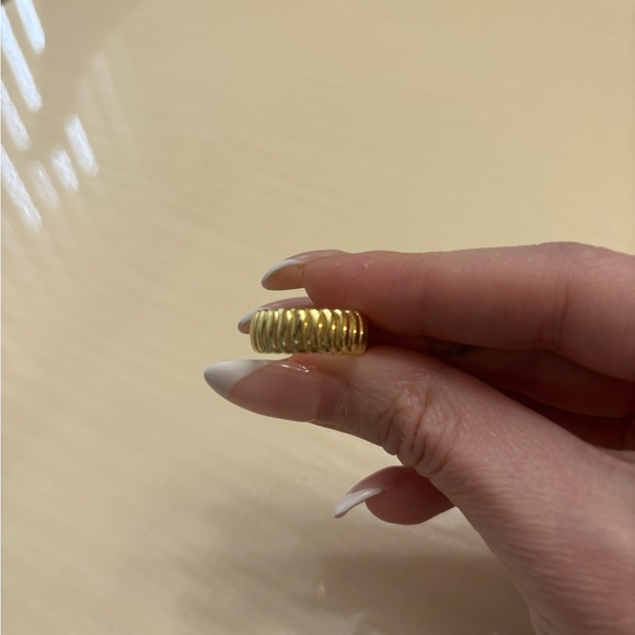 Uncommon James Gold Ribbed Ring - Picture 2 of 4